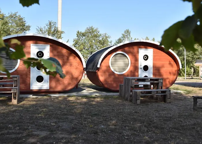 Marina Coswig Nyaraló *